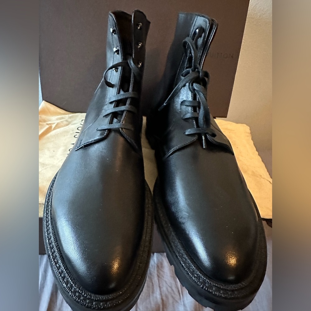 Louis Vuitton Men Black Leather Boot 9.5UK 10.5US New Never Worn - Picture 2 of 6